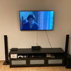 Apartment Helle 2-zimmer Wohnung, Nicht Mehr Verfuegbar