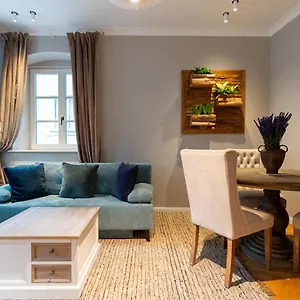 Wunderschoenes Altbaujuwel In Ruhiger Innenstadtlage Apartment Augsburg